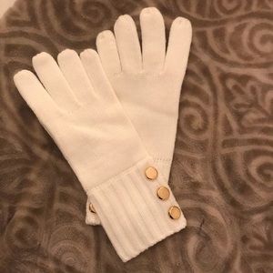 [Saving for Customer]